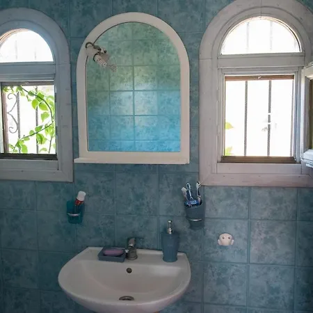 Beachfront House Thalassography Hébergement de vacances