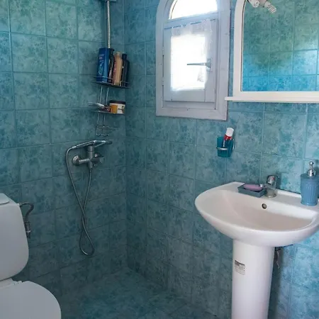 Beachfront House Thalassography Hébergement de vacances *