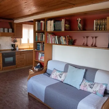 Ваканционна къща Beachfront House Thalassography Diaporos