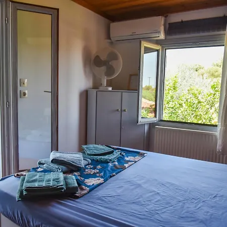 Case de vacanță Beachfront House Thalassography Diaporos
