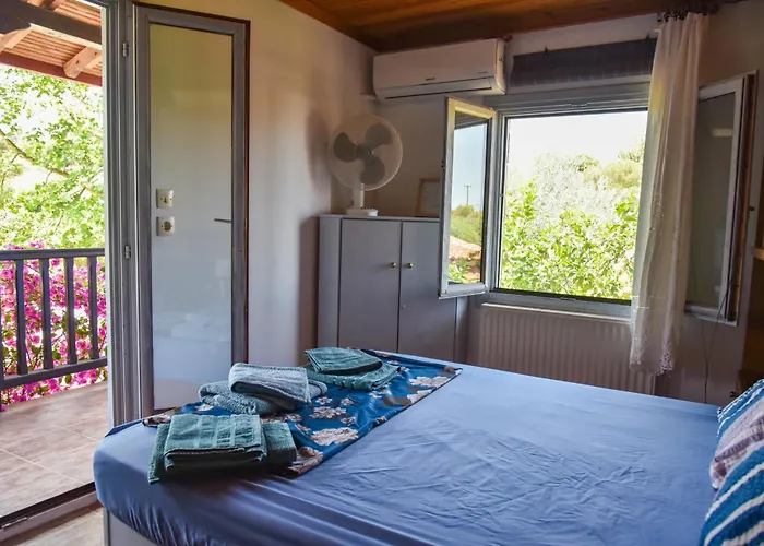 度假居 Beachfront House Thalassography Diaporos