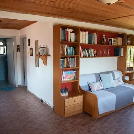 Case de vacanță Beachfront House Thalassography Diaporos